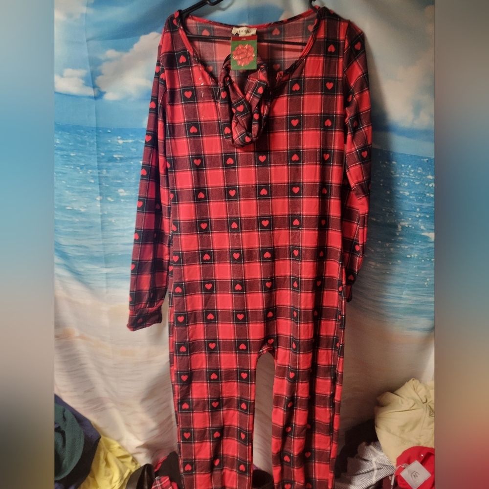 Shosho NWT Plaid Pajamas Women's Size Large Red Black Onesie Holiday Christmas